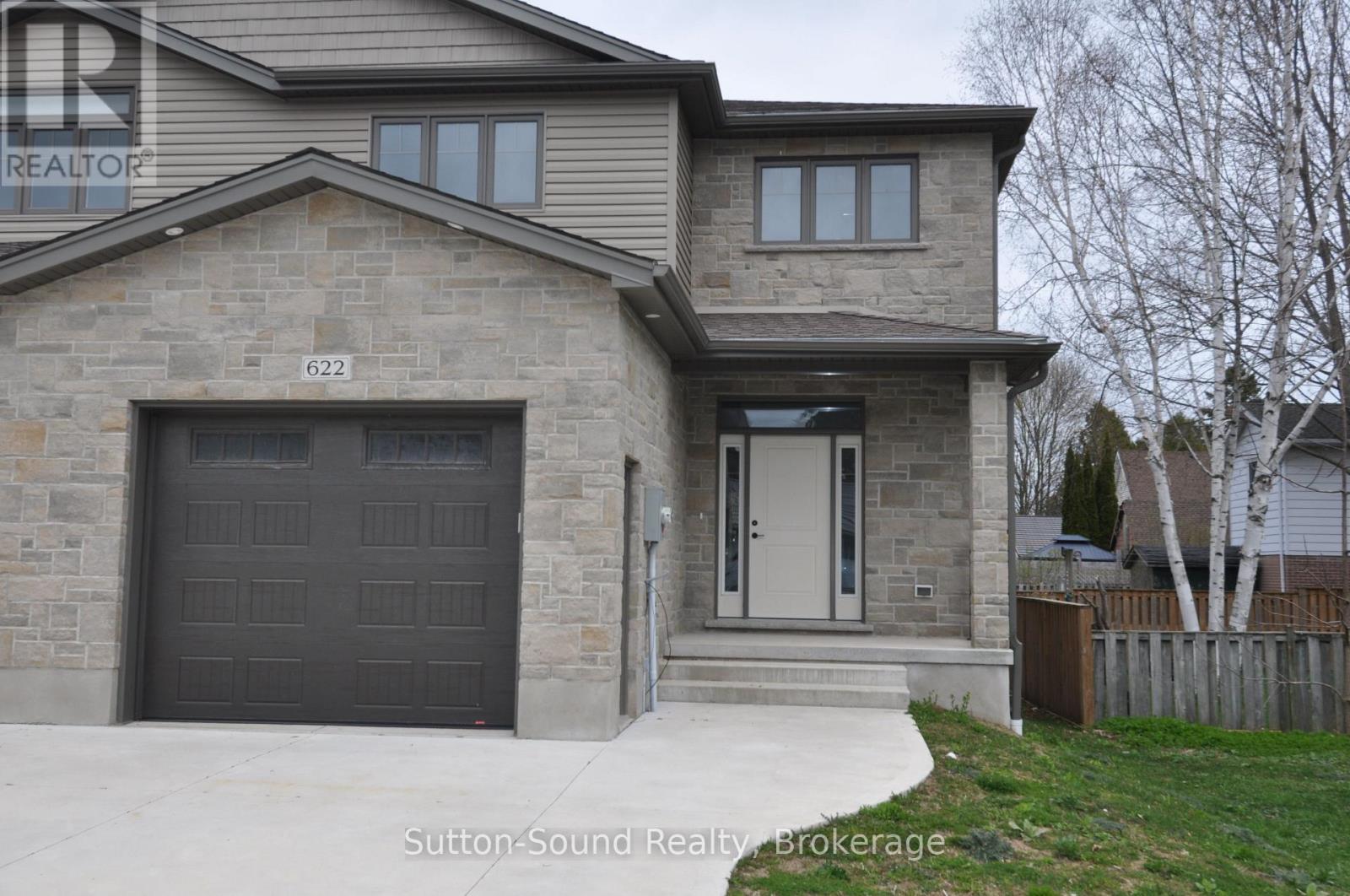622 8th Street W, Owen Sound, Ontario  N4K 5N3 - Photo 1 - X12661152