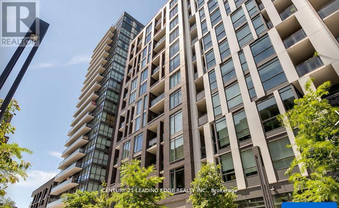 <div class="slider-price">$749,999</div><p>610 - 20 Minowan Miikan Lane, Toronto, Ontario</p>