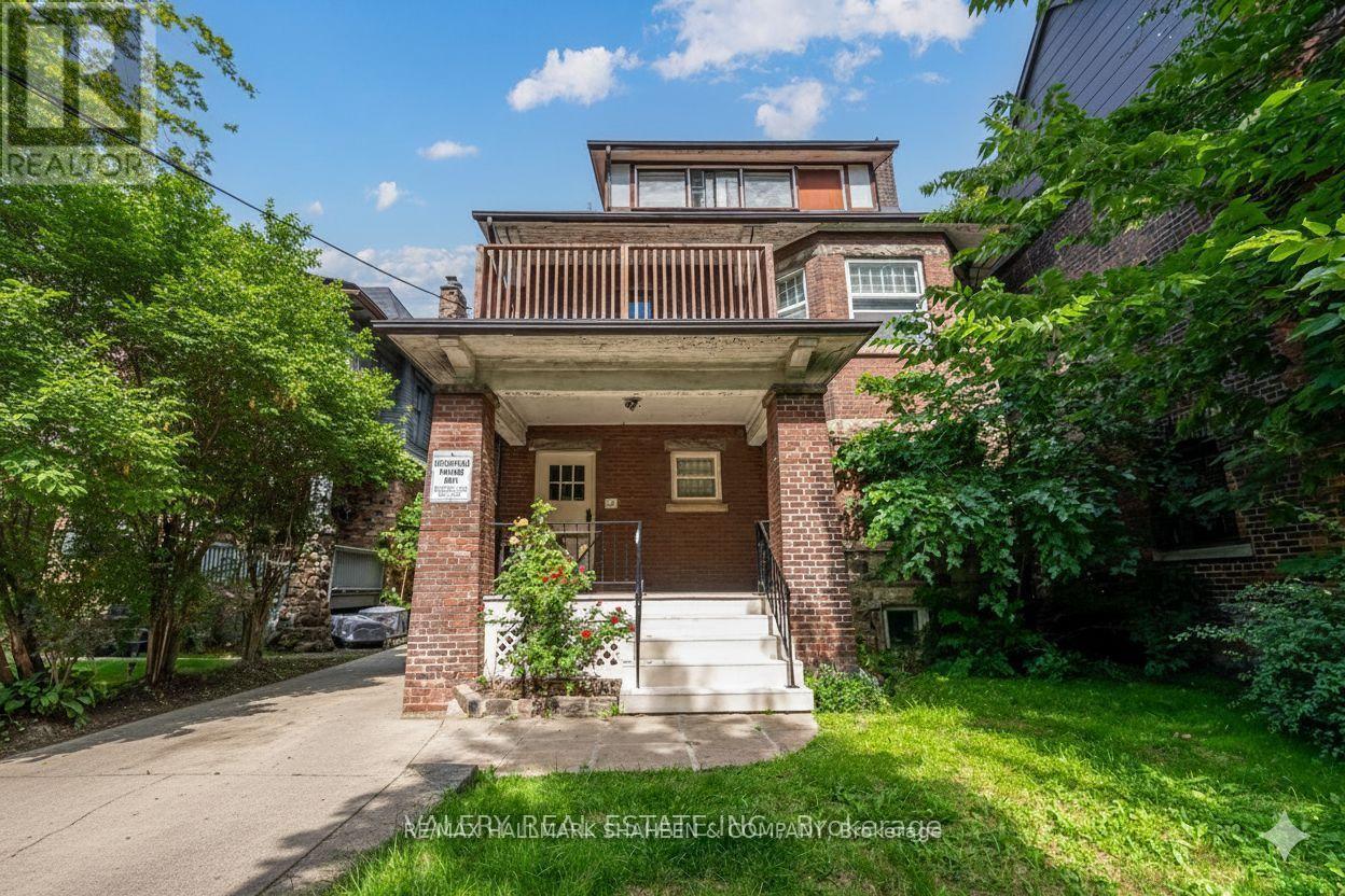 2 - 16 FOXBAR ROAD, Toronto, Ontario