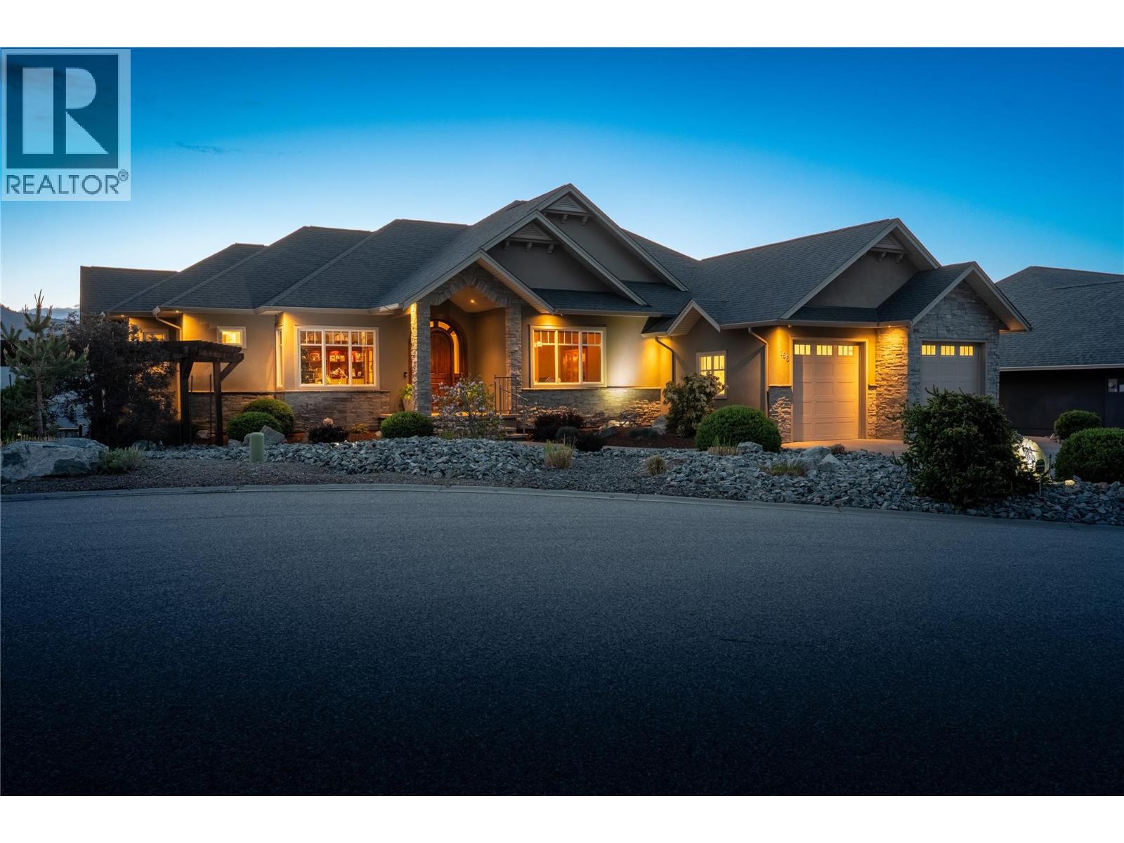 166 Vintage Boulevard, Okanagan Falls, British Columbia  V0H 1R3 - Photo 2 - 10384788
