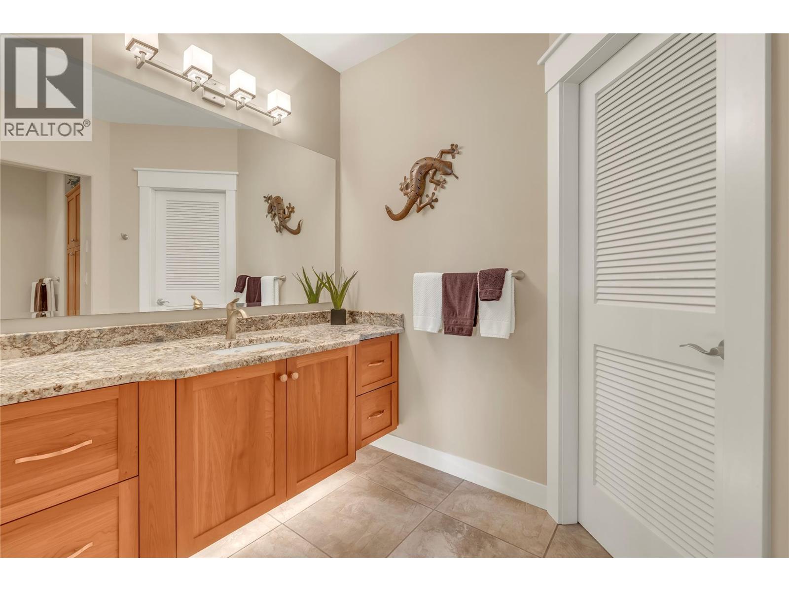 166 Vintage Boulevard, Okanagan Falls, British Columbia  V0H 1R3 - Photo 38 - 10384788