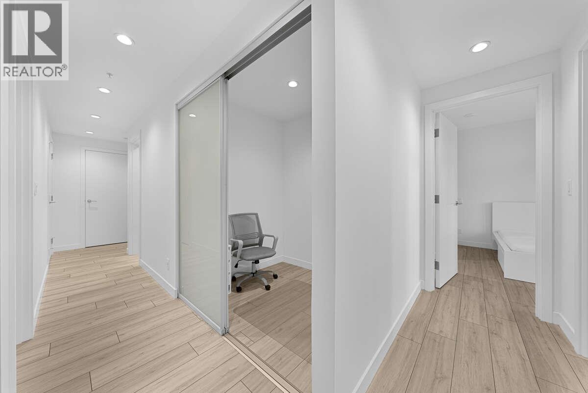 6080 Mckay Avenue, Burnaby, British Columbia  V5H 0J4 - Photo 3 - R3118520