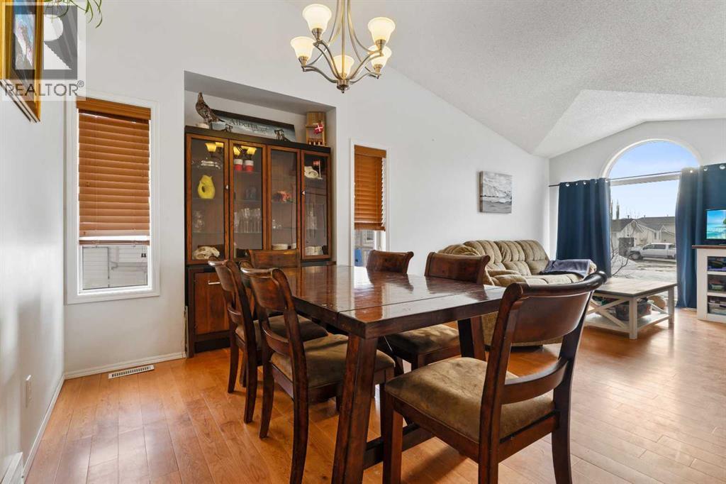 9106 110a Avenue, Grande Prairie, Alberta  T8X 1K3 - Photo 7 - A2284736
