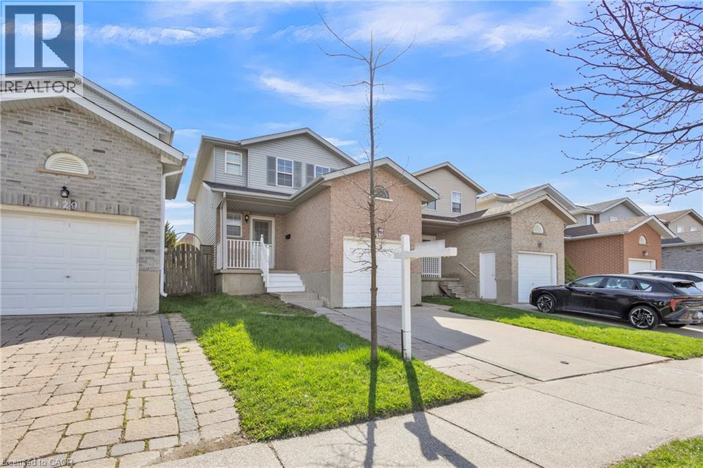 425 Erinbrook Drive, Kitchener, Ontario  N2E 3S4 - Photo 3 - 40824154