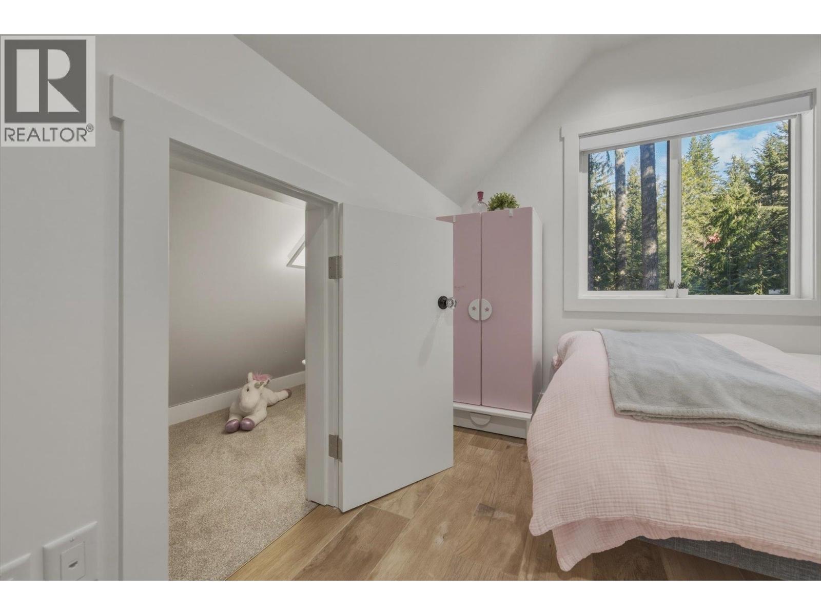 8353 Rainbow Drive, Whistler, British Columbia  V8E 0G1 - Photo 29 - R3118522