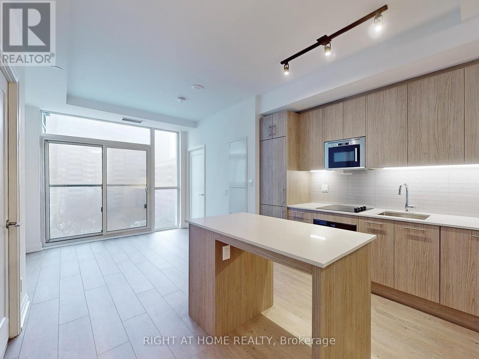 611 - 286 MAIN STREET, Toronto, Ontario