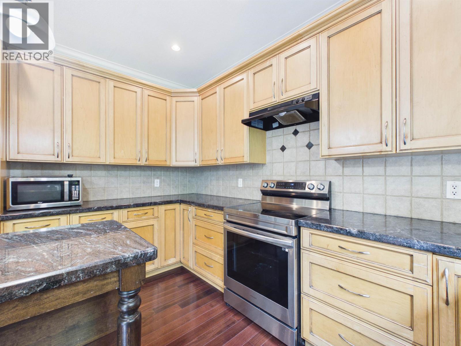 2247 Kaptey Avenue, Coquitlam, British Columbia  V3K 6C7 - Photo 11 - R3118554