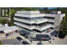 301 2609 WESTVIEW DRIVE, North Vancouver, British Columbia