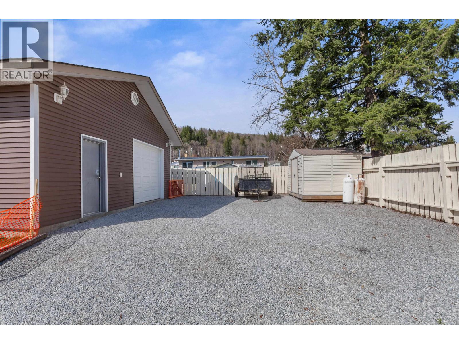 2327 Olds Street, Prince George, British Columbia  V2N 3B8 - Photo 20 - R3118586