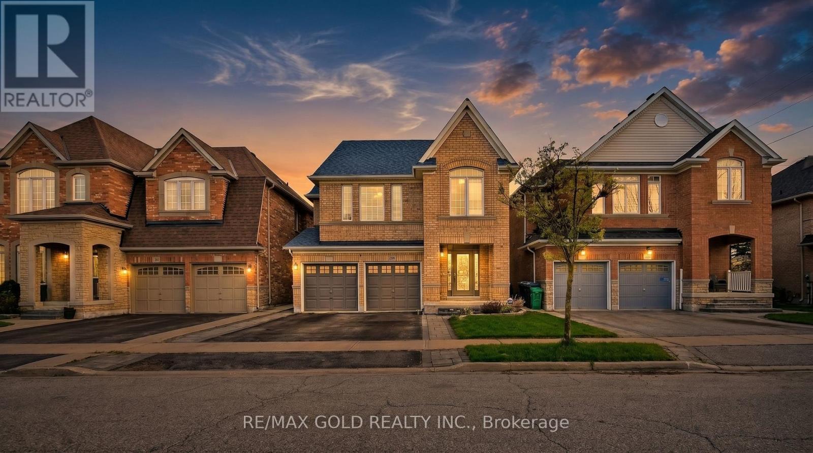 20 TREEGROVE CRESCENT, Brampton, Ontario