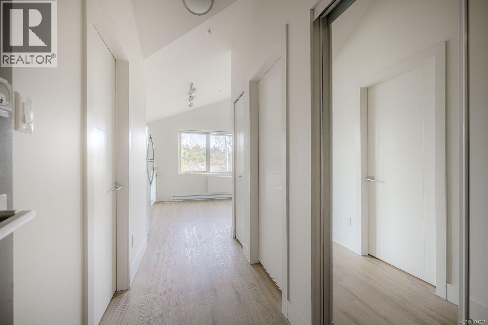 207 4535 Uplands Dr, Nanaimo, British Columbia  V9T 6M8 - Photo 16 - 1034225