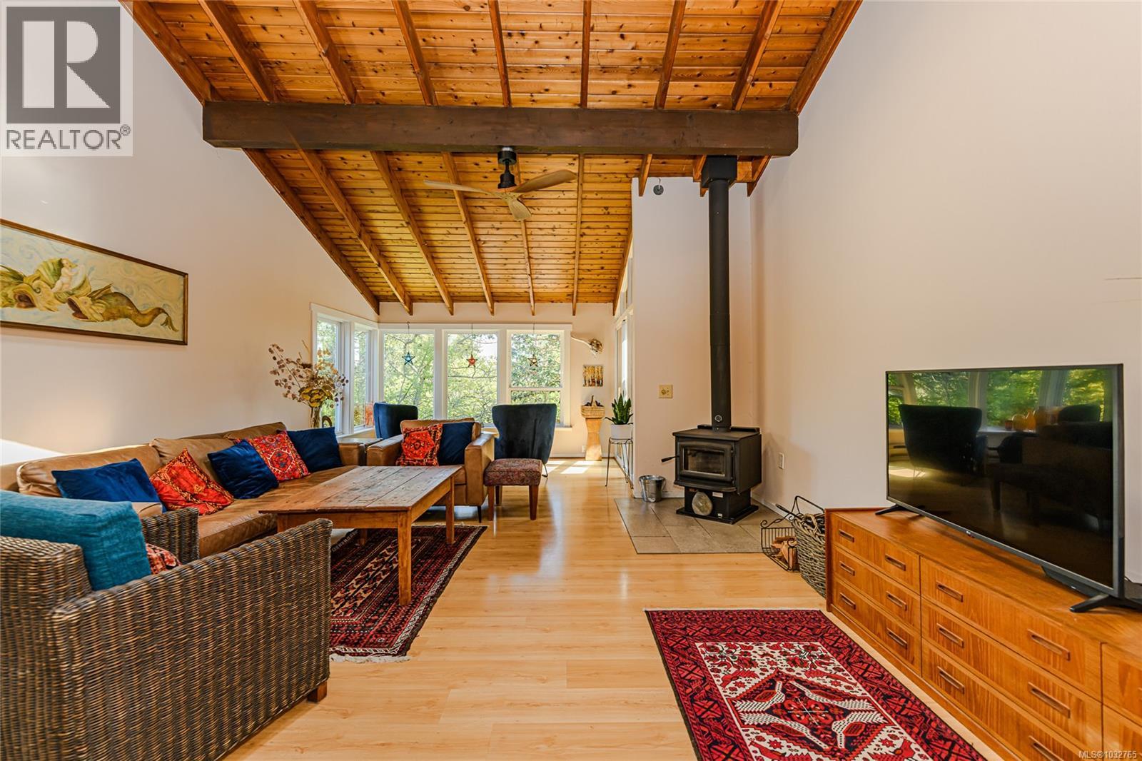 186 Arnell Way, Salt Spring, British Columbia  V8K 2E8 - Photo 12 - 1032765