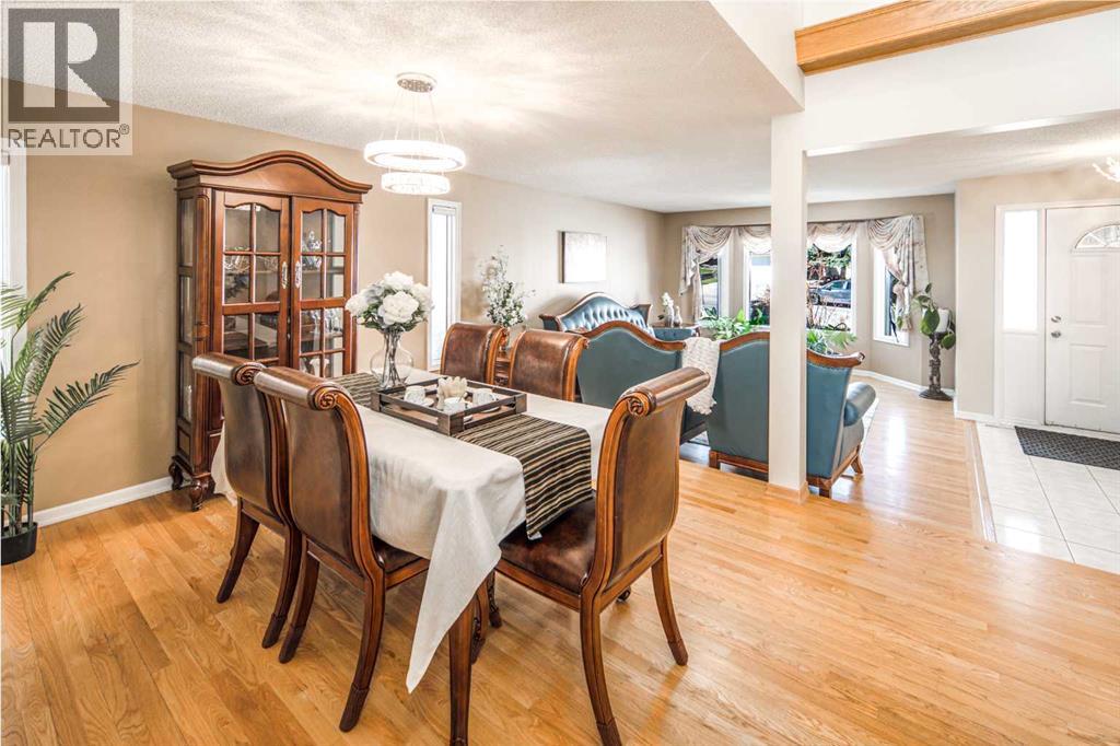 2612 Signal Hill Drive SW, Calgary, Alberta  T3H 2T7 - Photo 6 - A2306638