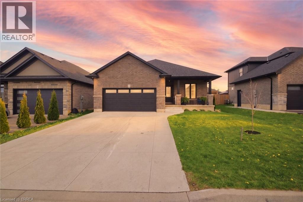 5 BEEMER Street, Waterford, Ontario