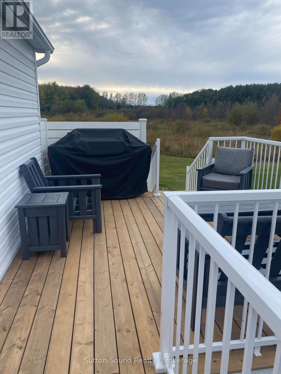 144 Rosewood Drive, Georgian Bluffs, Ontario  N4K 5N5 - Photo 23 - X12655698