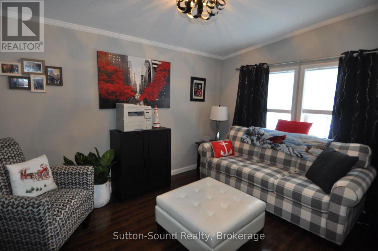 144 Rosewood Drive, Georgian Bluffs, Ontario  N4K 5N5 - Photo 18 - X12655698