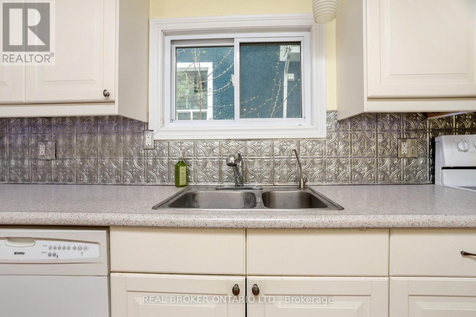 122 Main Street S, Guelph/eramosa, Ontario  N0B 2K0 - Photo 12 - X12880508