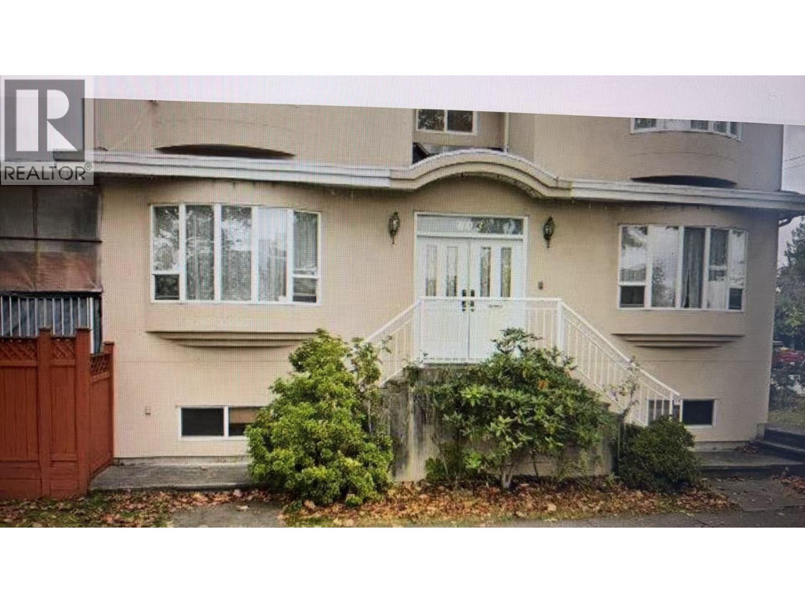 Upper Stair 8XX W 60TH AVE, Vancouver, British Columbia