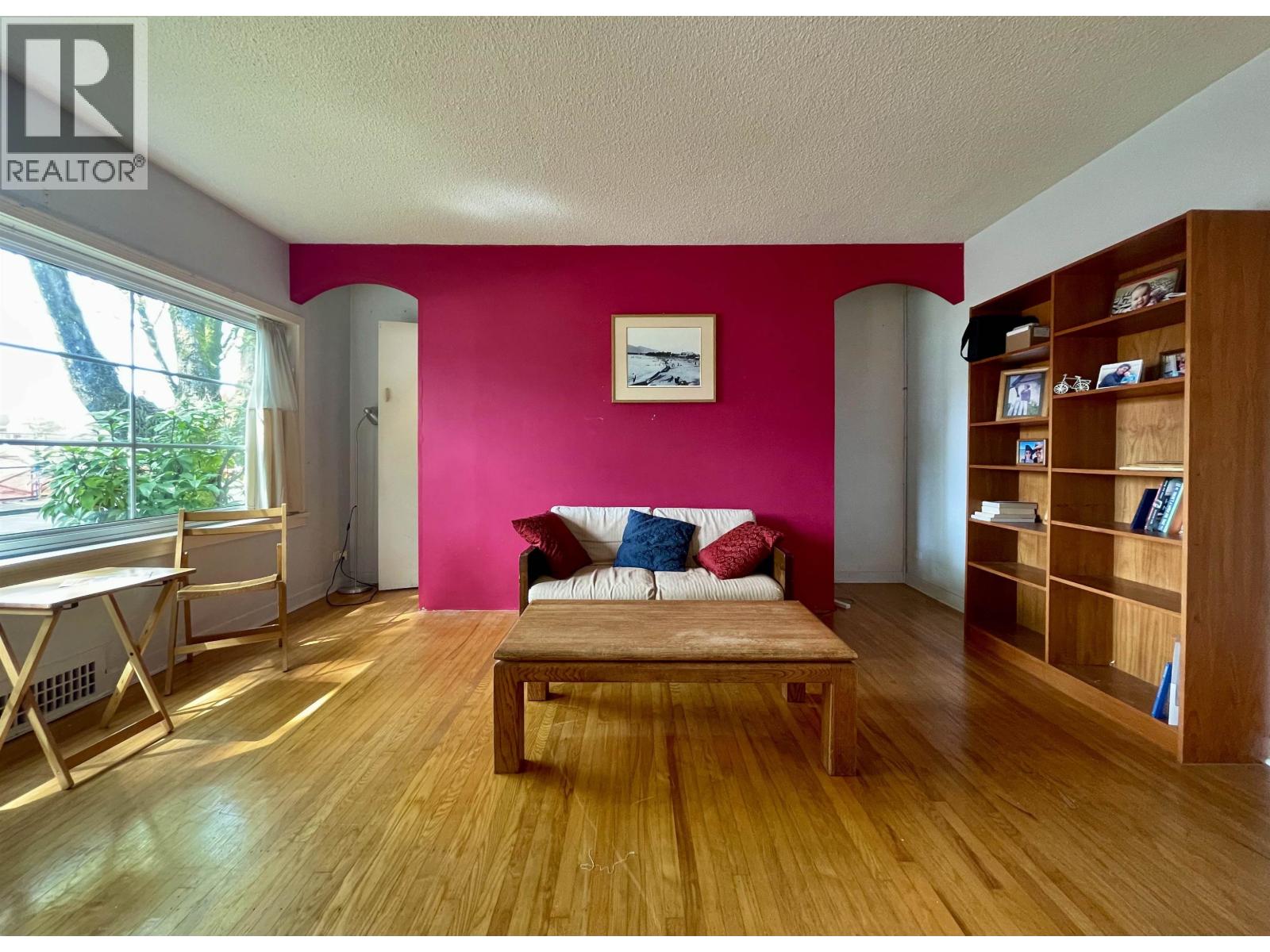2305 W 3rd Avenue, Vancouver, British Columbia  V6K 1L6 - Photo 10 - R3067479