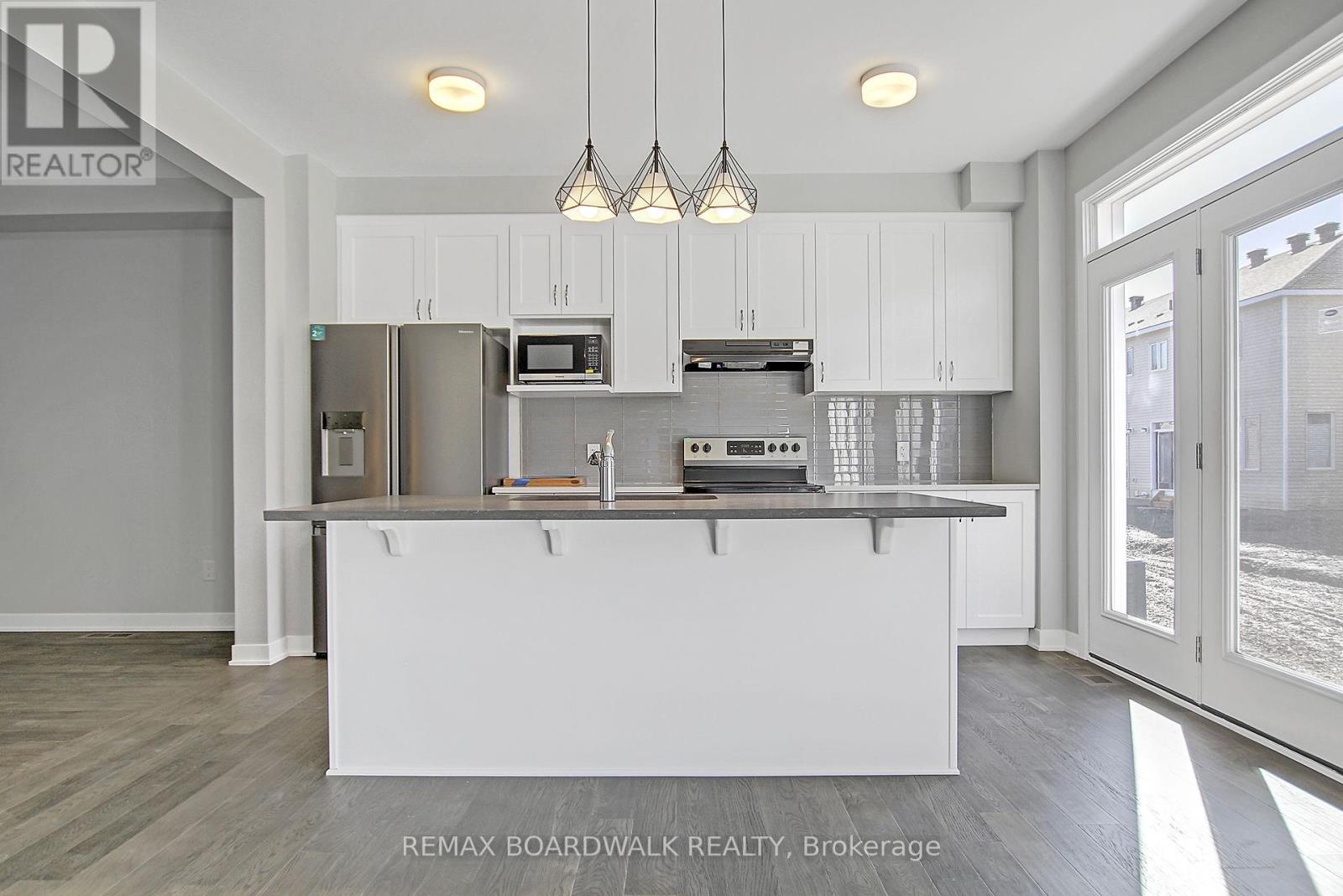 1064 Curraglass Walk, Ottawa, Ontario  K2H 8S1 - Photo 13 - X13072944