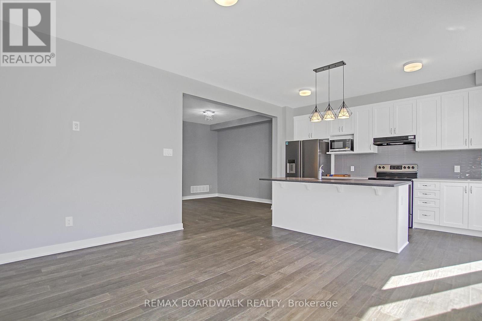 1064 Curraglass Walk, Ottawa, Ontario  K2H 8S1 - Photo 16 - X13072944