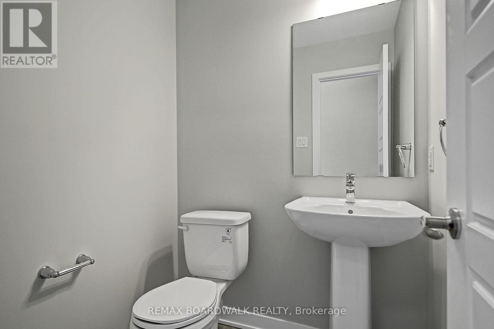 1064 Curraglass Walk, Ottawa, Ontario  K2H 8S1 - Photo 20 - X13072944