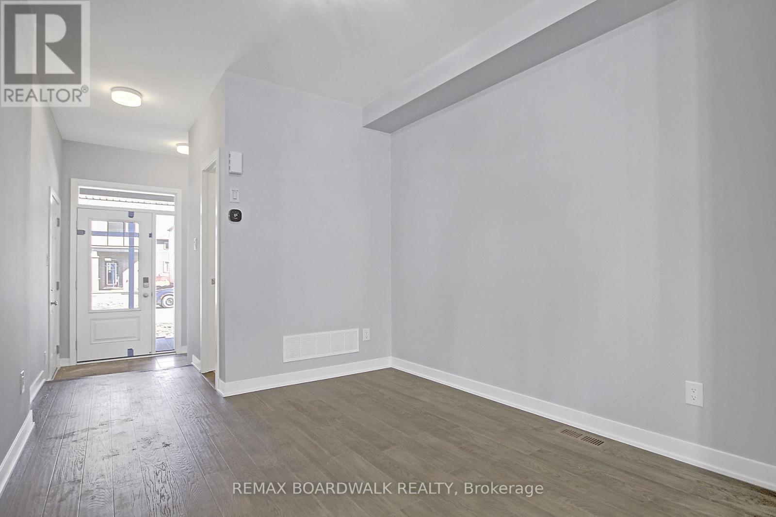 1064 Curraglass Walk, Ottawa, Ontario  K2H 8S1 - Photo 6 - X13072944