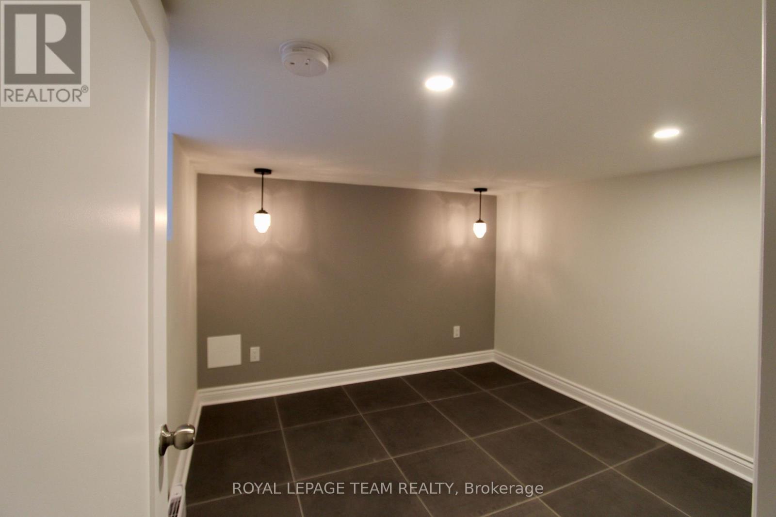 620 Cooper Street, Ottawa, Ontario  K1R 5J2 - Photo 27 - X13072998