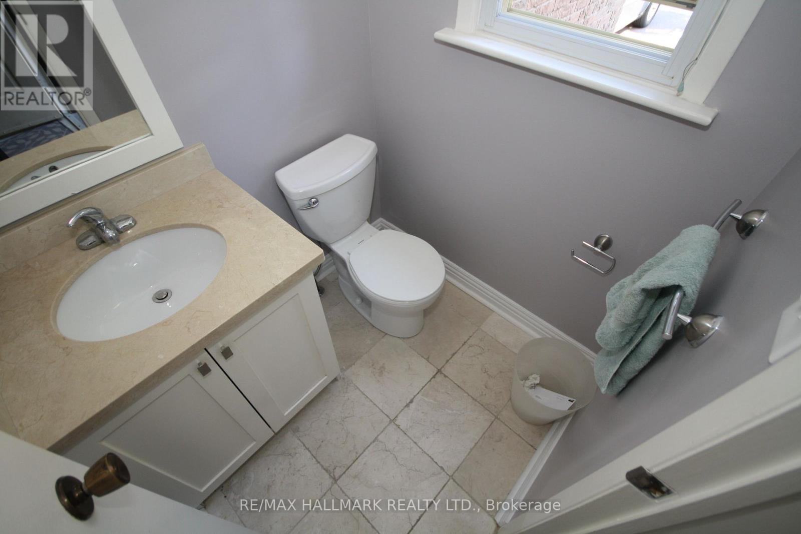70 English Ivyway Way, Toronto, Ontario  M2H 3M4 - Photo 9 - C13072980