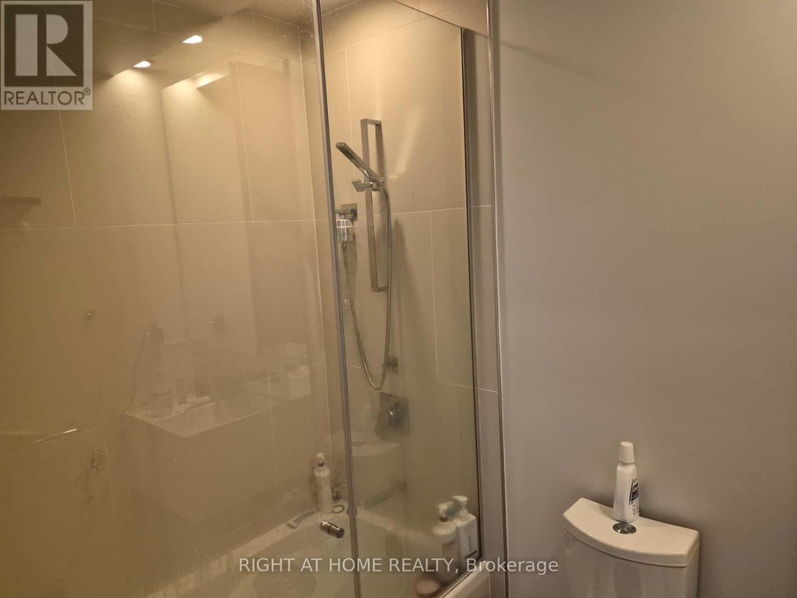 3205 - 1 Bloor Street E, Toronto, Ontario  M4W 0A8 - Photo 25 - C13073016