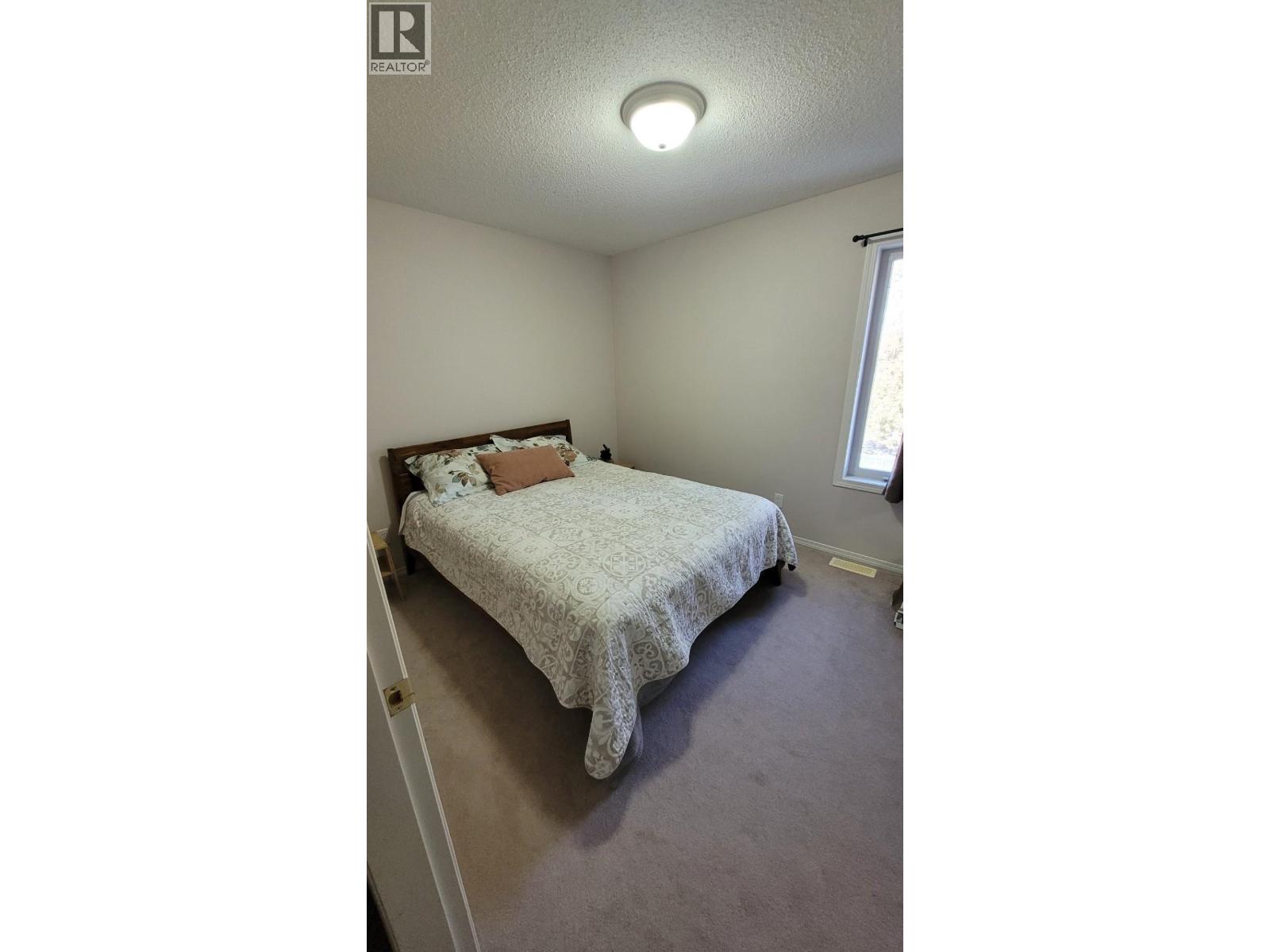 729 Sandy Beach Road, Vanderhoof, British Columbia  V0J 3A0 - Photo 33 - R3118546