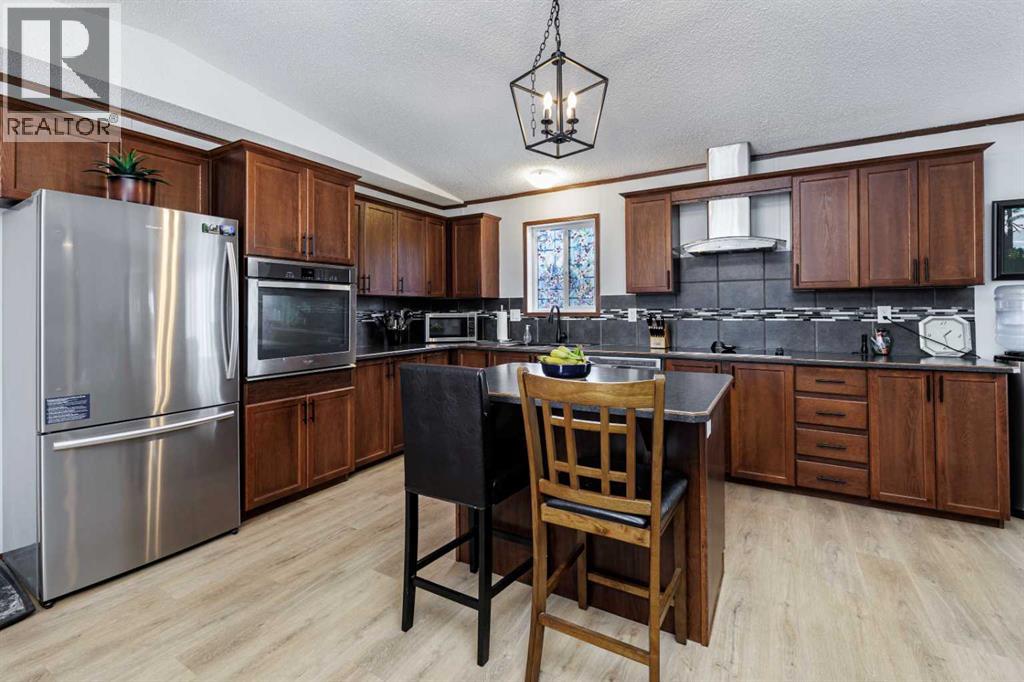 16 Baywood Link, Sylvan Lake, Alberta  T4S 0A7 - Photo 11 - A2305559
