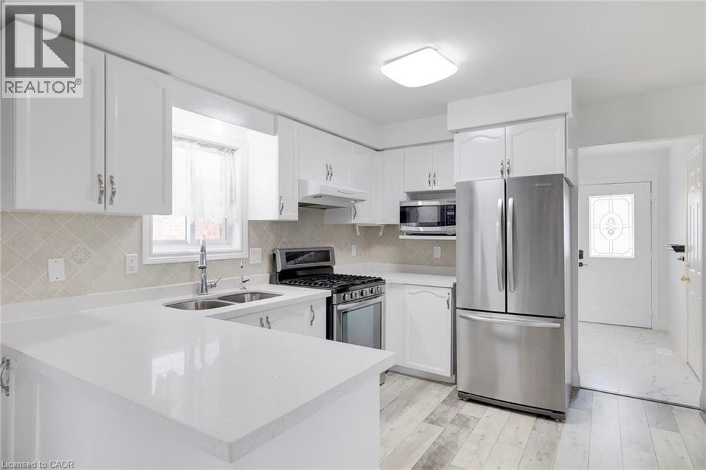 347 Keewatin Avenue, Kitchener, Ontario  N2B 3W2 - Photo 15 - 40826385