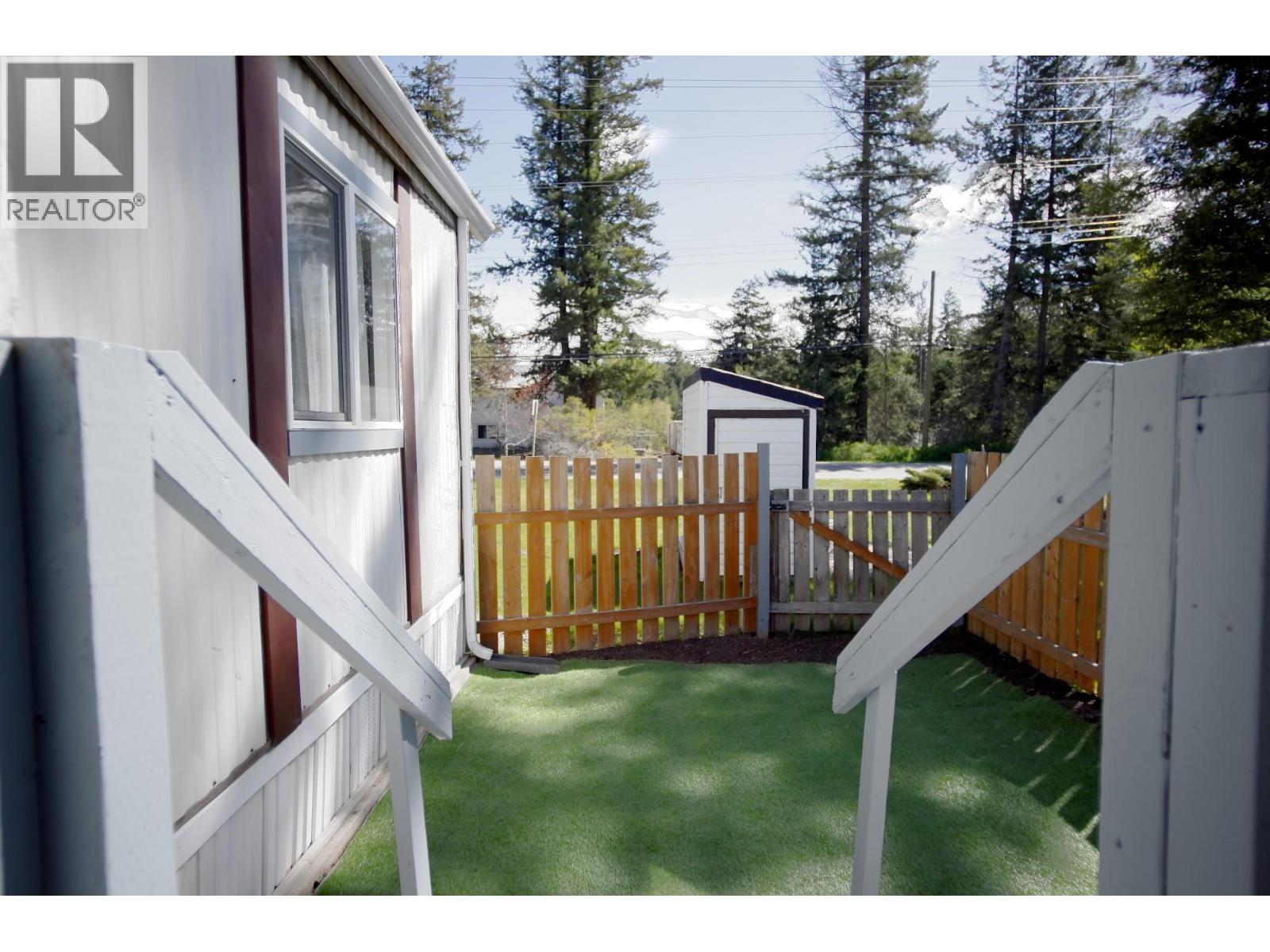 1361 30 Street SE Unit# 1, Salmon Arm, British Columbia  V1E 2N4 - Photo 8 - 10375053