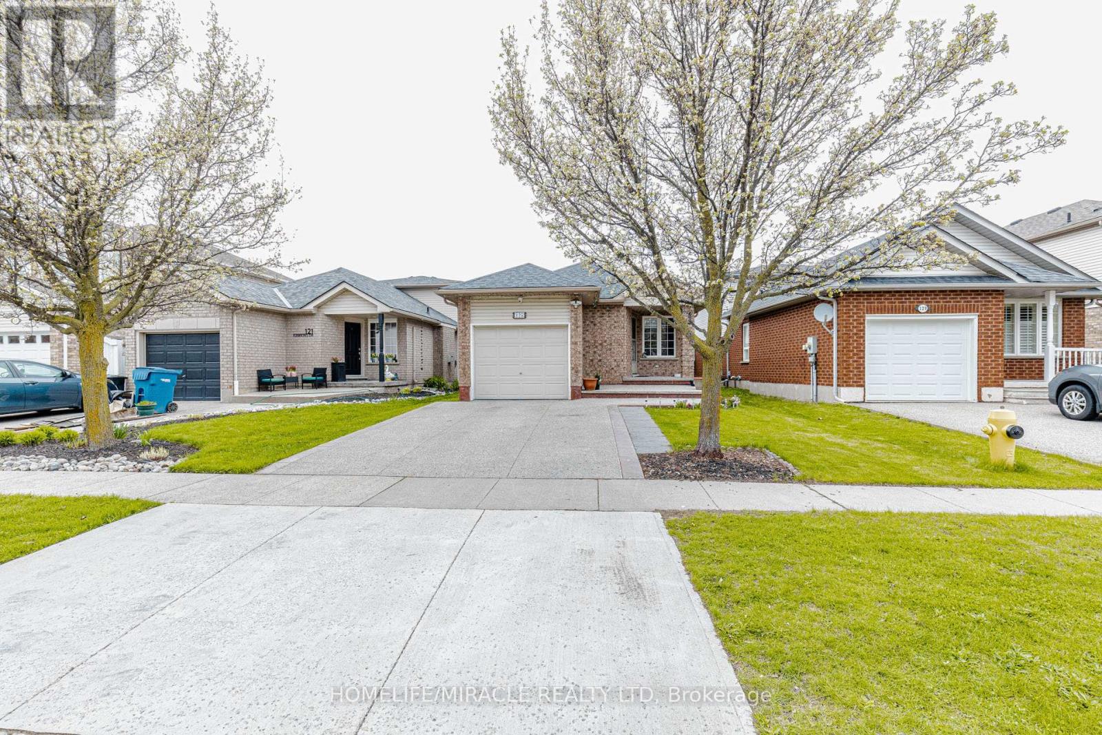 125 HAWKINS DRIVE, Cambridge, Ontario