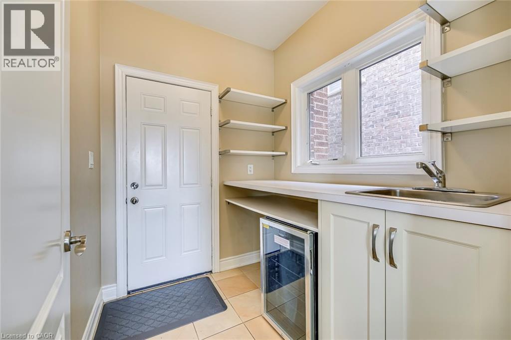 2492 Chaplin Road, Oakville, Ontario  L6H 0A4 - Photo 12 - 40822795