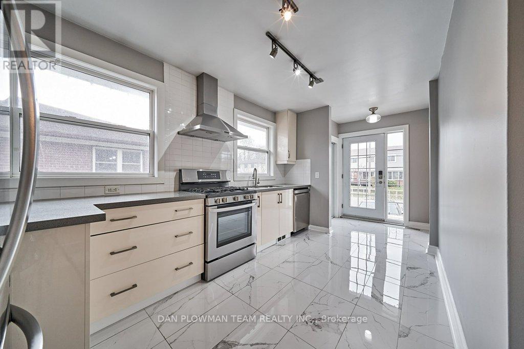 Upper - 181 Waverly Street S, Oshawa, Ontario  L1J 2L5 - Photo 6 - E13072996