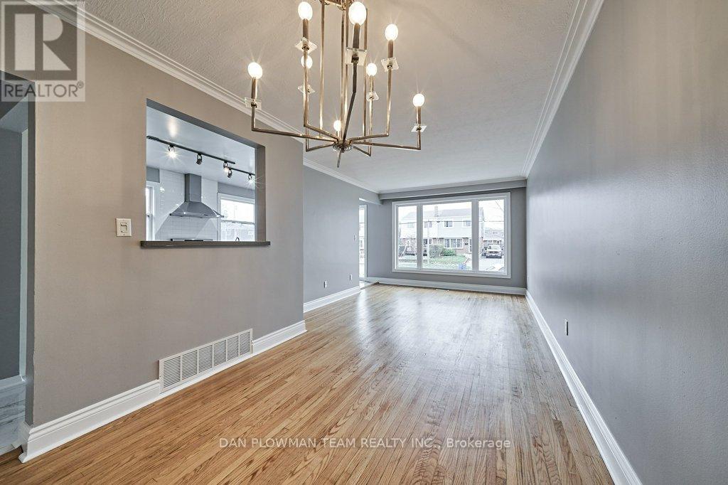 Upper - 181 Waverly Street S, Oshawa, Ontario  L1J 2L5 - Photo 9 - E13072996