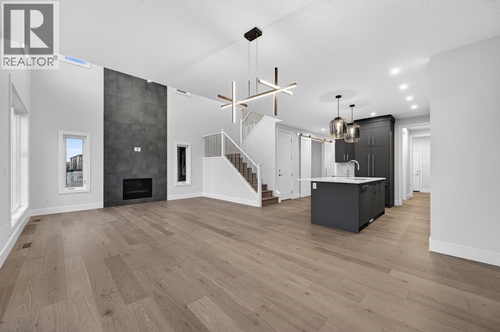 62 Westland Park Sw, Calgary, Alberta  T3H 0W1 - Photo 10 - A2306934