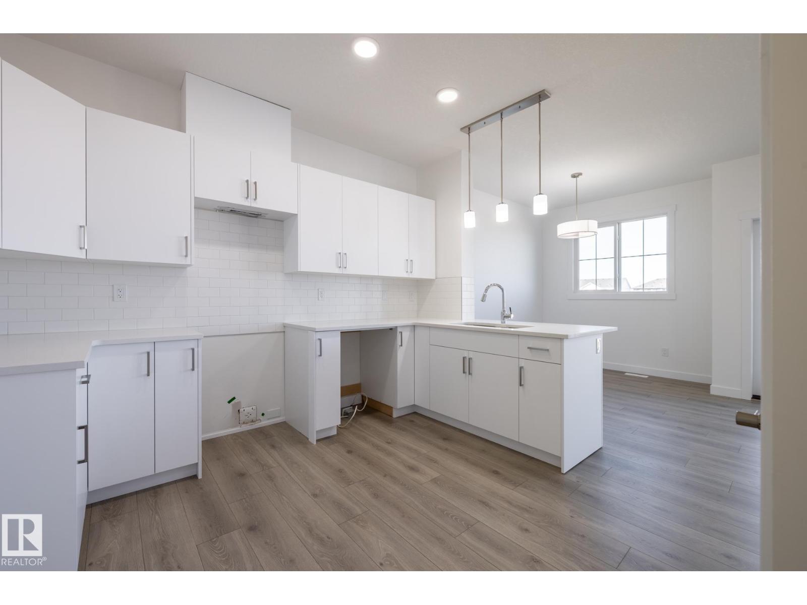 #48 7110 Keswick Cm Sw, Edmonton, Alberta  T6W 5P7 - Photo 4 - E4485355
