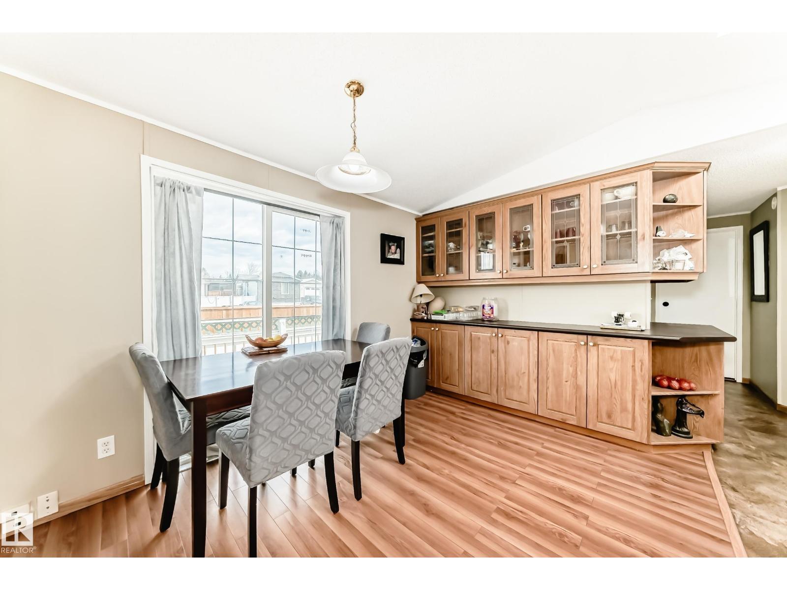 2903 Lakewood Drive Nw, Edmonton, Alberta  T5S 1T7 - Photo 3 - E4485353