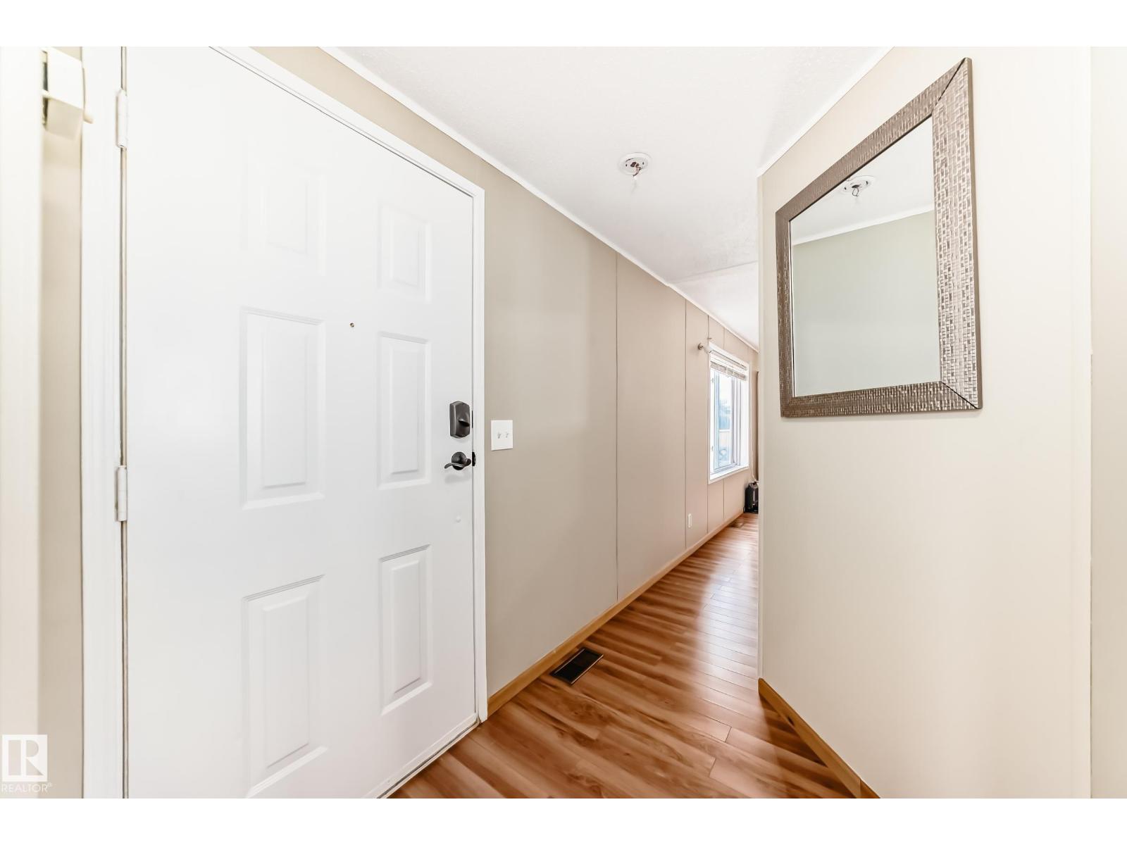 2903 Lakewood Drive Nw, Edmonton, Alberta  T5S 1T7 - Photo 6 - E4485353