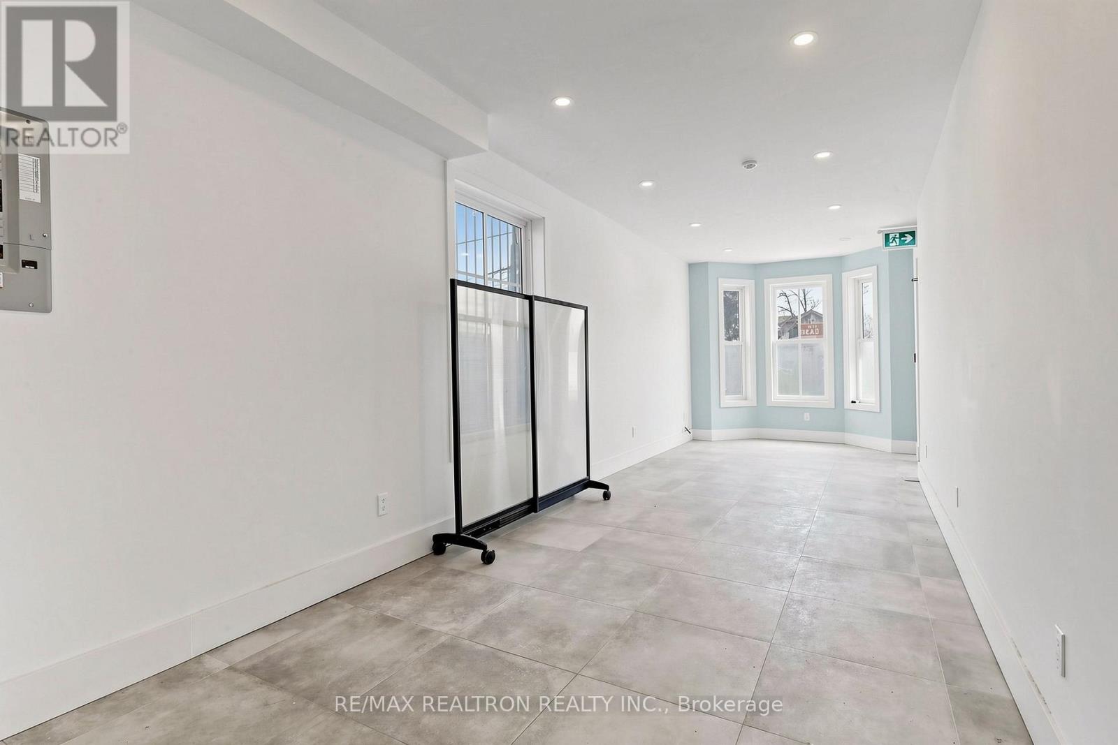 1 - 352 Main Street N, Markham (Old Markham Village), Ontario  L3P 1Z1 - Photo 10 - N13072938