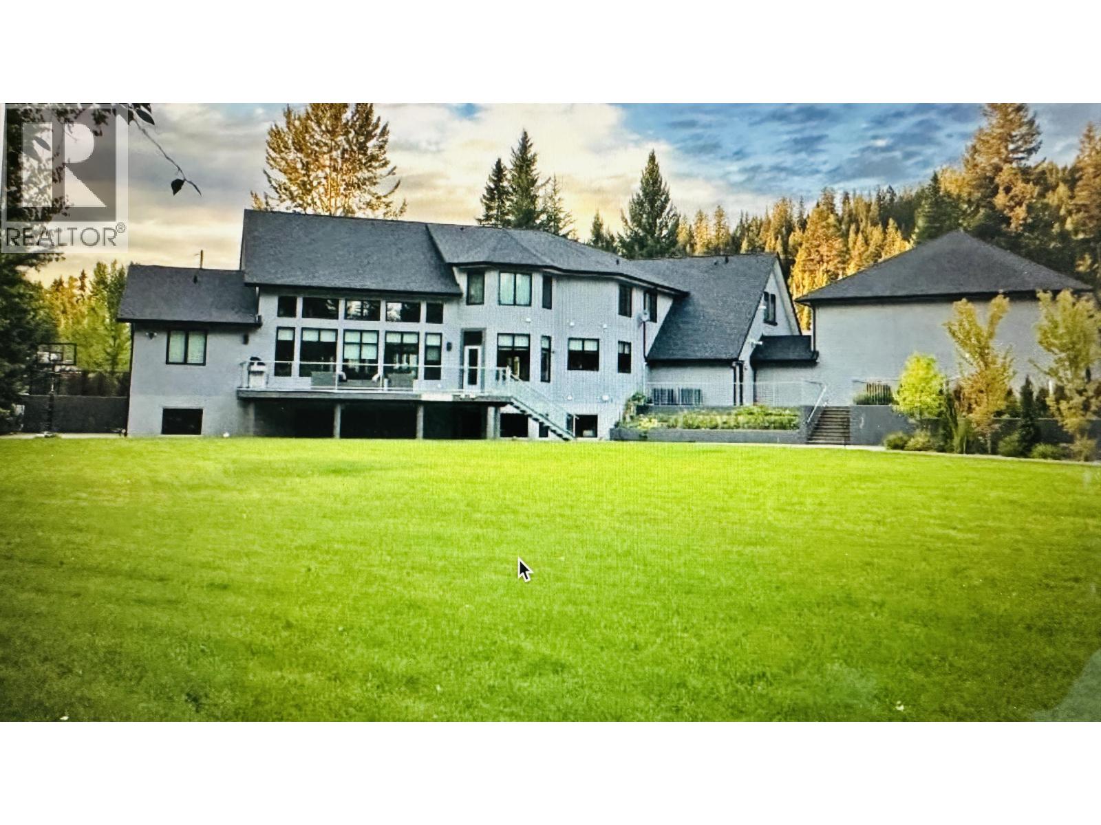3985 Eva Place, Prince George, British Columbia  V2K 4Z4 - Photo 2 - R3082360