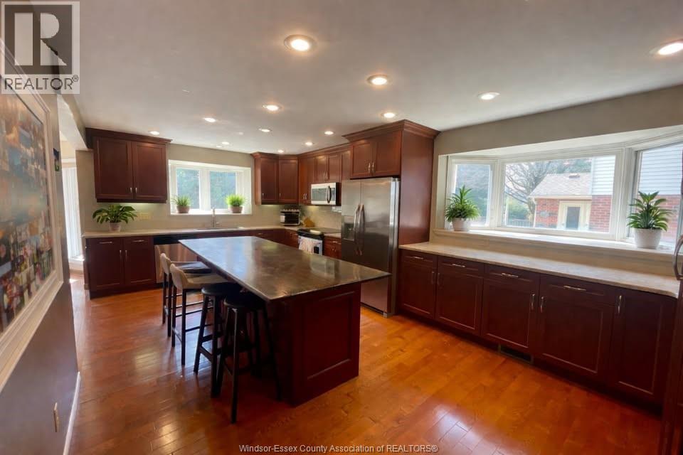555 Jeffreybrook Drive, London, Ontario  N8X 2S3 - Photo 2 - 26009735