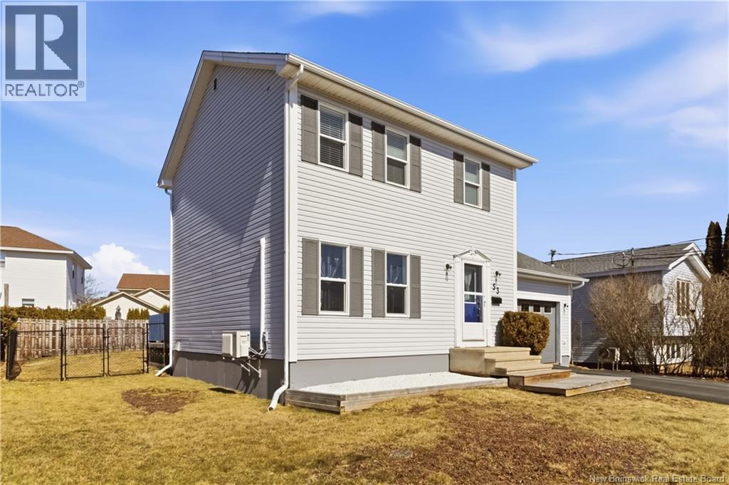 53 Bonavista Court, Moncton, New Brunswick  E1G 2H4 - Photo 3 - NB136058