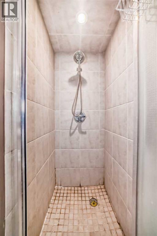 216 Hawkwood Boulevard Nw, Calgary, Alberta  T3G 3E8 - Photo 35 - A2307221