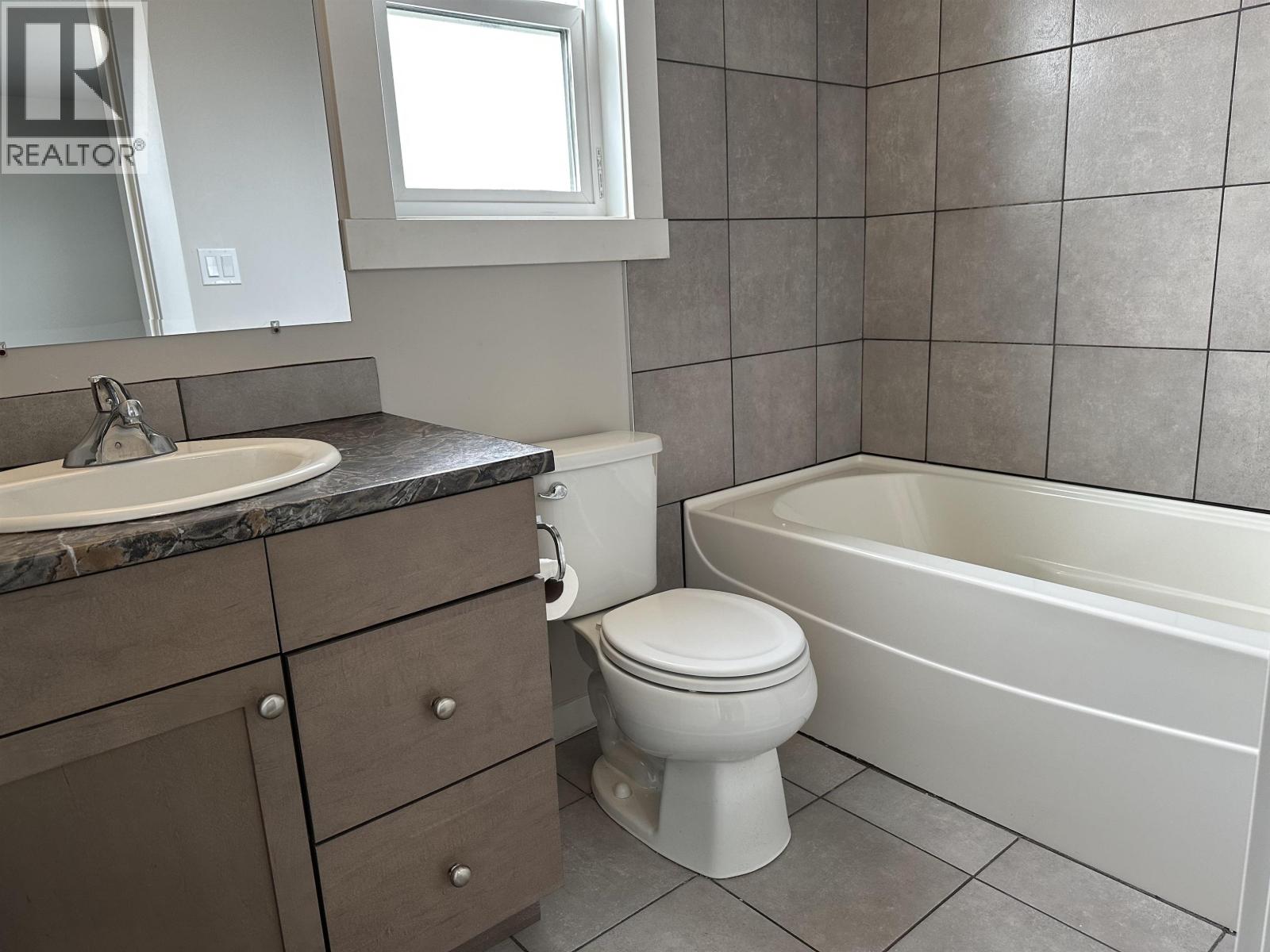 8142 87 Avenue, Fort St. John, British Columbia  V1J 0M5 - Photo 14 - R3094069
