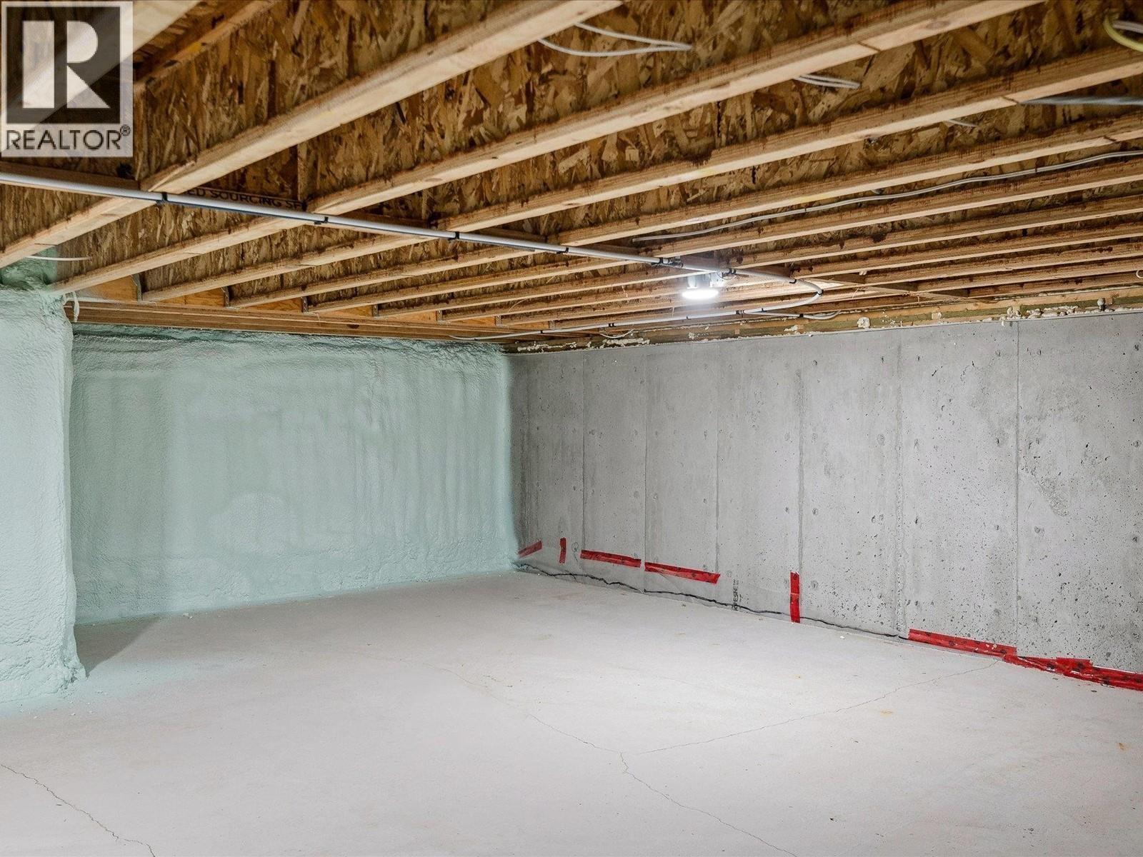 B 1003 Phare Crescent, Pemberton, British Columbia  V0N 2L1 - Photo 18 - R3118592