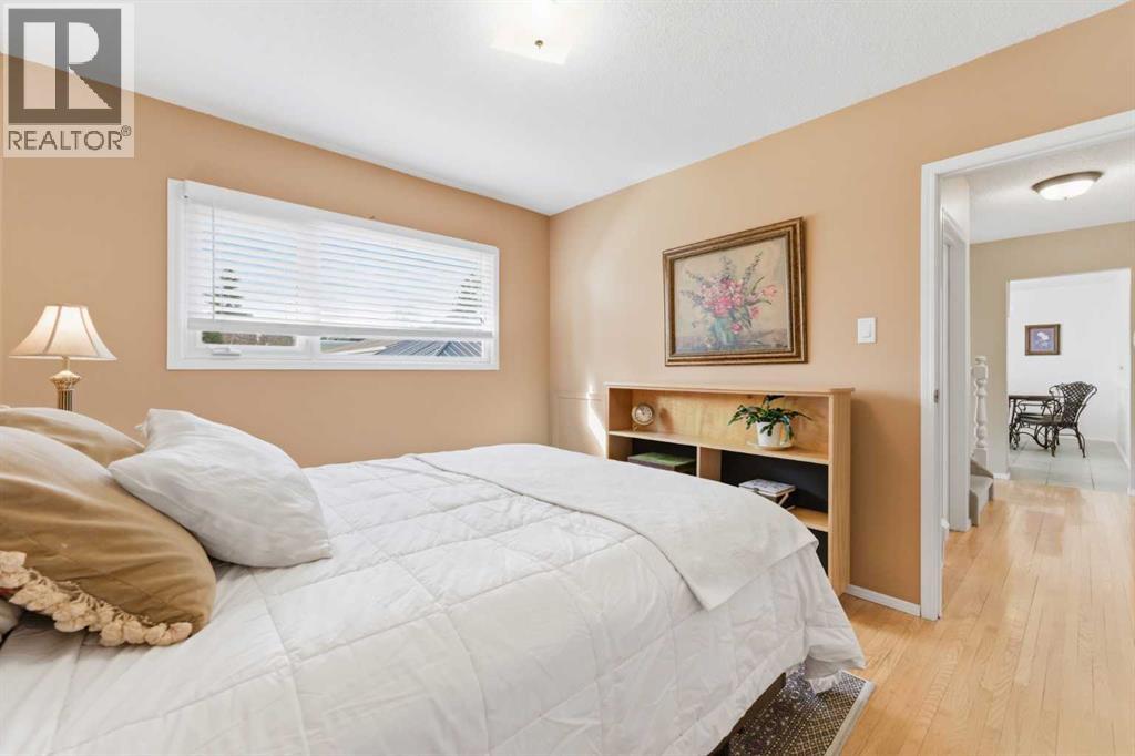803 Seattle Drive SW, Calgary, Alberta  T2W 0M9 - Photo 13 - A2305853